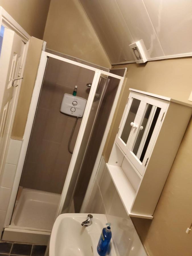 Apt. 2 - Town Centre Apartment Bagenalstown Exterior photo
